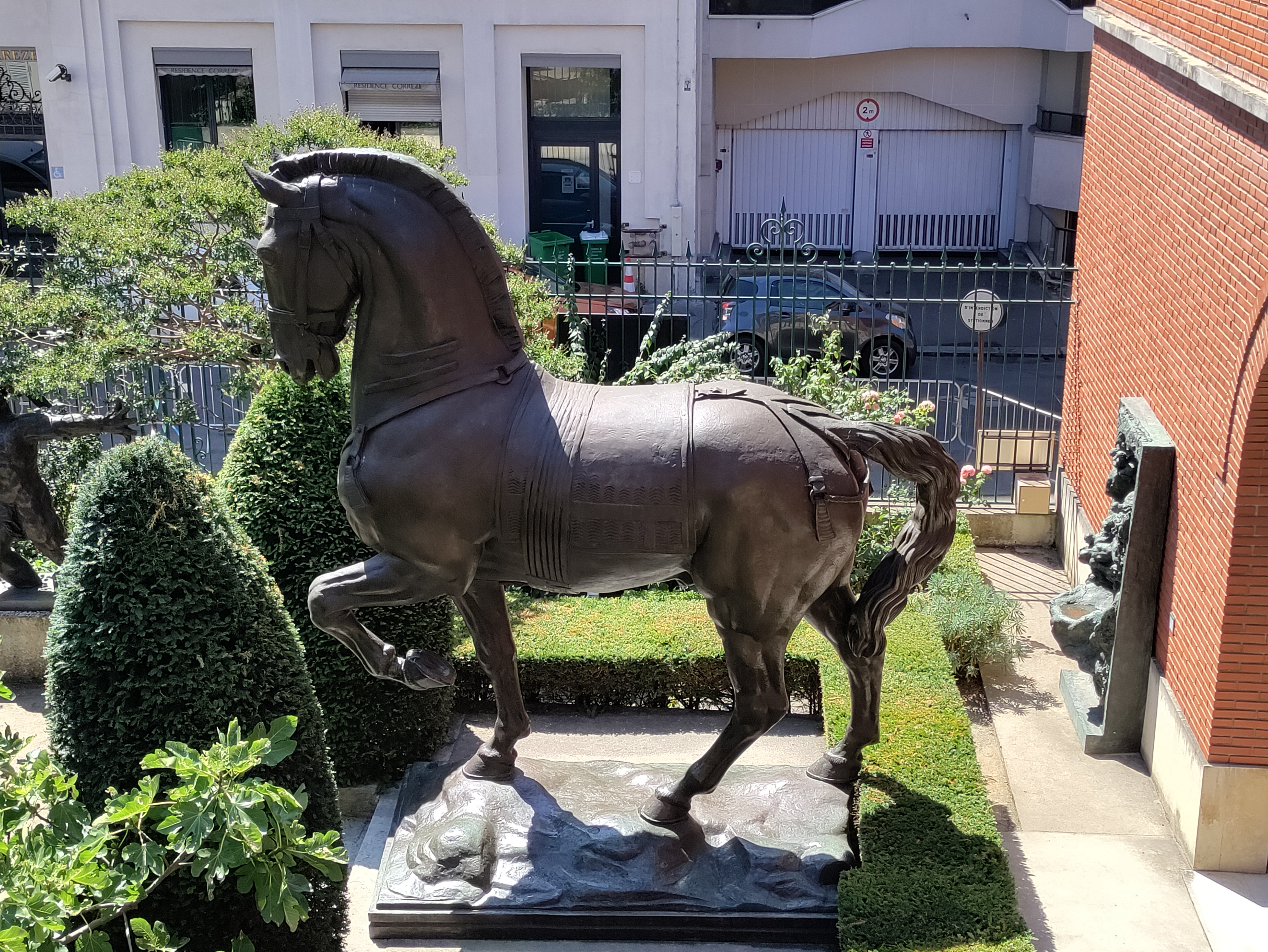 Sculpture of a horse by Antoine Bourdelle.