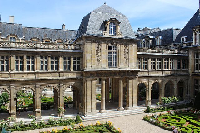 Front of the Carnavalet Museum